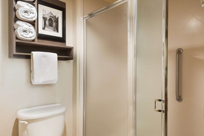 Imagen de la habitación del Hotel Homewood Suites By Hilton Princeton. Foto 11