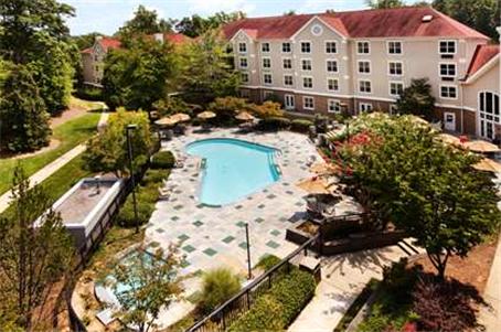 Imagen de la piscina del Hotel Homewood Suites By Hilton Raleigh/cary. Foto 9