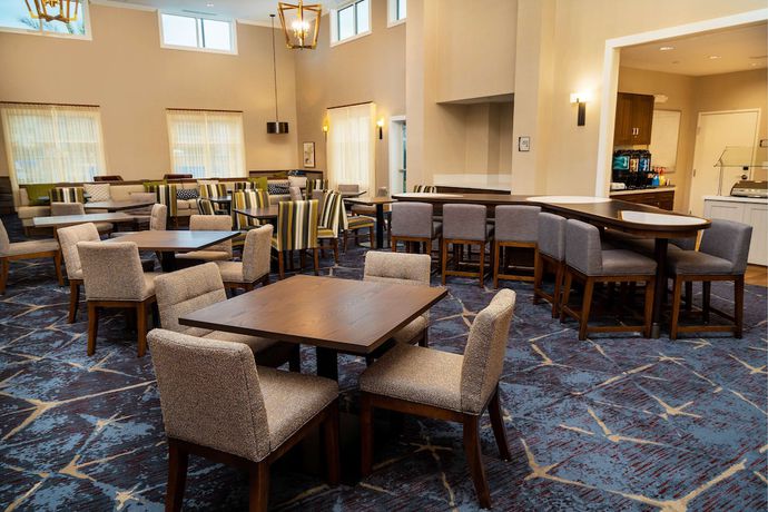 Imagen de los interiores del Hotel Homewood Suites By Hilton Rancho Cordova Sacramento. Foto 19