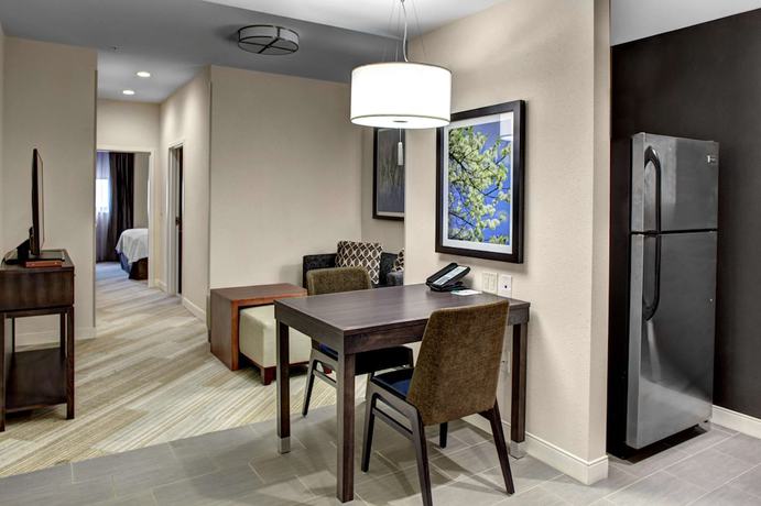 Imagen de la habitación del Hotel Homewood Suites By Hilton Richmond - Downtown. Foto 13