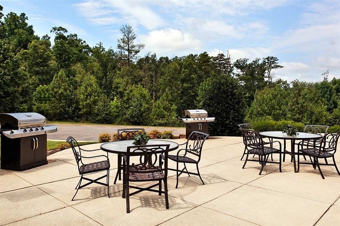 Imagen de los exteriores del Hotel Homewood Suites By Hilton Richmond-chester. Foto 7