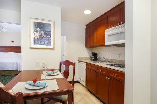 Imagen de la habitación del Hotel Homewood Suites By Hilton Sacramento/roseville. Foto 3