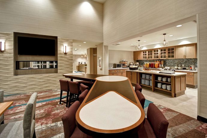 Imagen de los interiores del Hotel Homewood Suites By Hilton Salt Lake City Airport. Foto 14