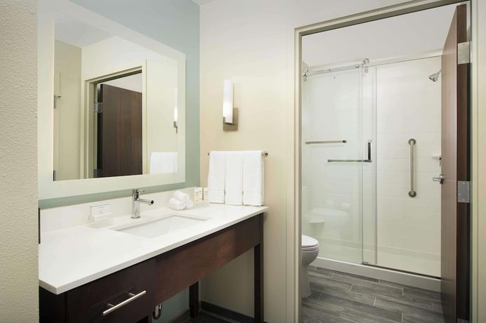 Imagen de la habitación del Hotel Homewood Suites By Hilton San Antonio Airport. Foto 2