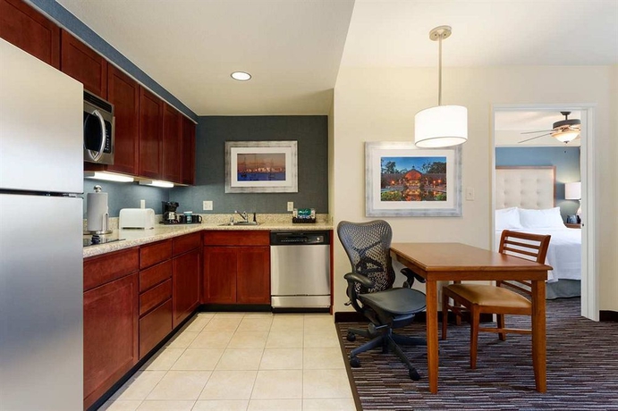 Imagen de la habitación del Hotel Homewood Suites By Hilton San Diego Airport/liberty Station. Foto 3