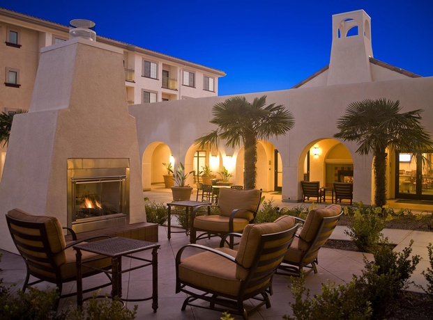 Imagen de los exteriores del Hotel Homewood Suites By Hilton San Diego Airport/liberty Station. Foto 10