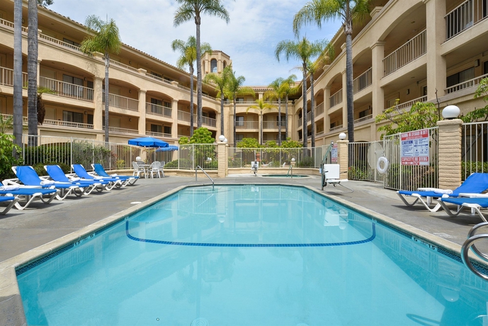 Imagen de la piscina del Hotel Homewood Suites By Hilton San Diego Central. Foto 13