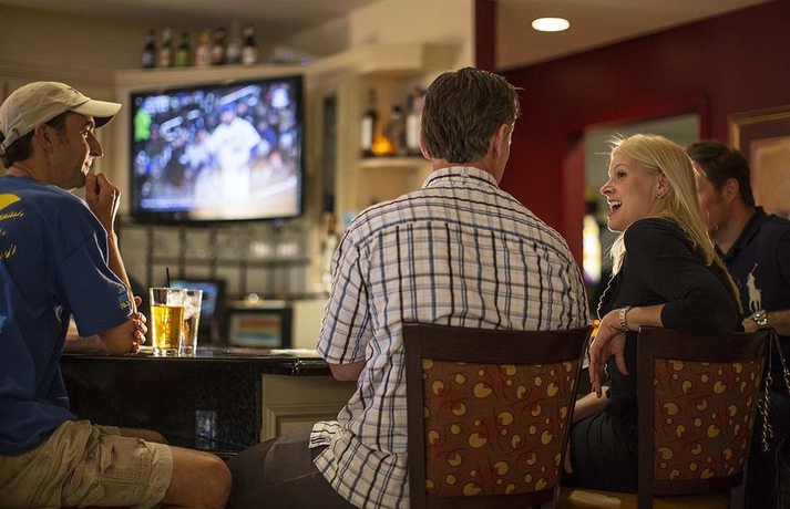 Imagen del bar/restaurante del Hotel Homewood Suites By Hilton San Diego-del Mar. Foto 7