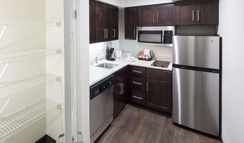 Imagen de la habitación del Hotel Homewood Suites By Hilton San Jose Airport-silicon Valley. Foto 9