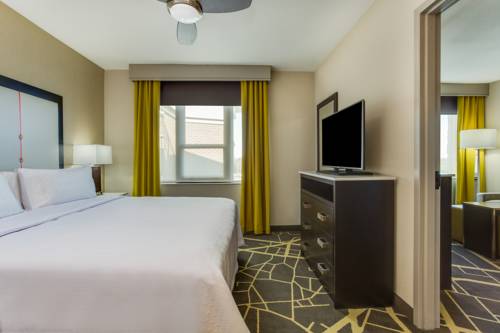 Imagen de la habitación del Hotel Homewood Suites By Hilton Savannah Historic Dist/riverfront. Foto 3