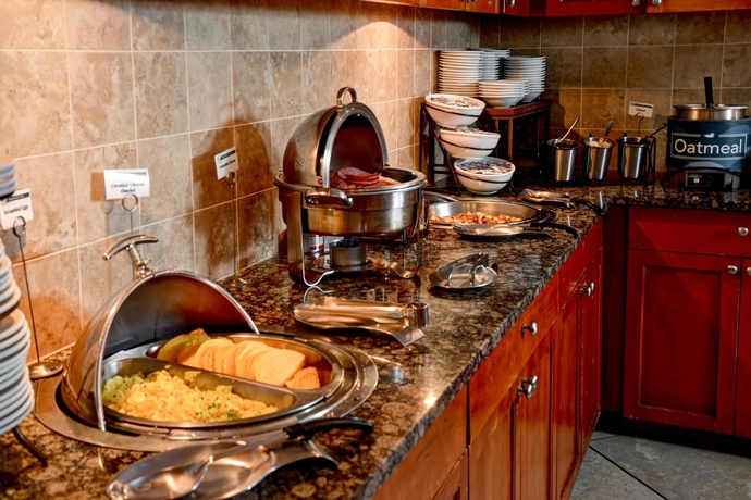 Imagen del bar/restaurante del Hotel Homewood Suites By Hilton Seattle Downtown. Foto 3