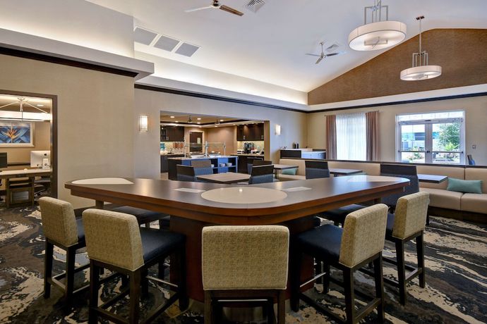 Imagen de los interiores del Hotel Homewood Suites By Hilton Southington, Ct. Foto 16