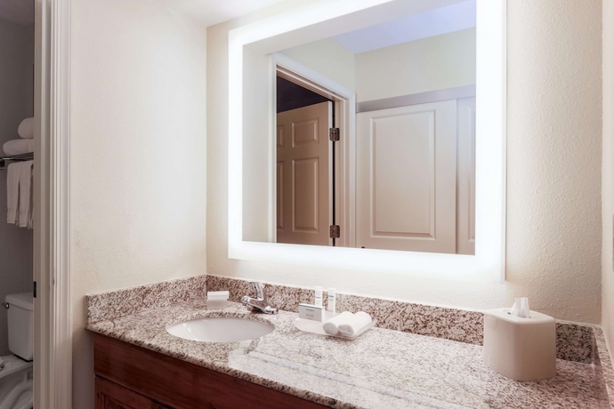 Imagen de la habitación del Hotel Homewood Suites By Hilton St. Petersburg Clearwater. Foto 11