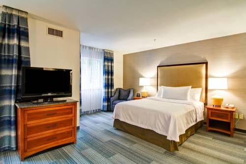 Imagen de la habitación del Hotel Homewood Suites By Hilton Stratford. Foto 3