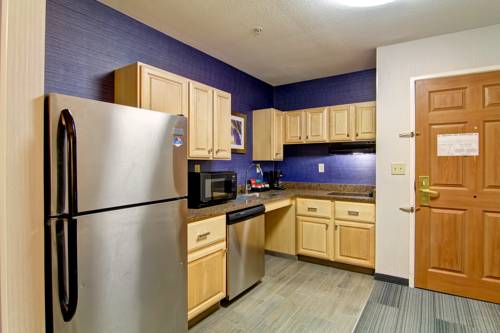 Imagen de la habitación del Hotel Homewood Suites By Hilton Stratford. Foto 6