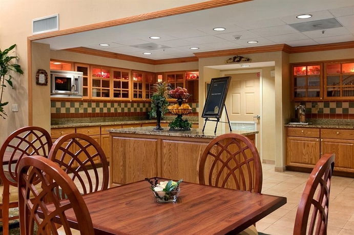 Imagen del bar/restaurante del Hotel Homewood Suites By Hilton Tallahassee. Foto 2