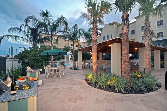Imagen de los exteriores del Hotel Homewood Suites By Hilton Tampa - Port Richey. Foto 9