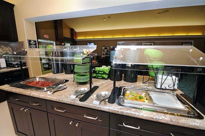 Imagen del bar/restaurante del Hotel Homewood Suites By Hilton Tampa - Port Richey. Foto 2