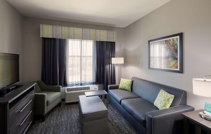Imagen de la habitación del Hotel Homewood Suites By Hilton Topeka. Foto 11