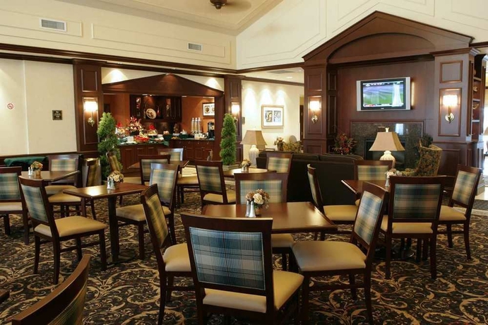 Imagen del bar/restaurante del Hotel Homewood Suites By Hilton Toronto/oakville. Foto 2