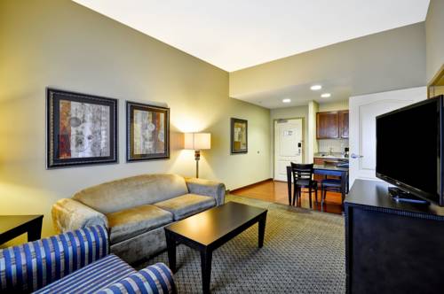 Imagen de la habitación del Hotel Homewood Suites By Hilton Tulsa-south. Foto 16
