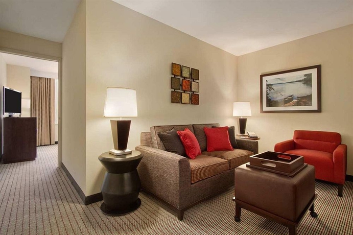 Imagen de los interiores del Hotel Homewood Suites By Hilton University City. Foto 15