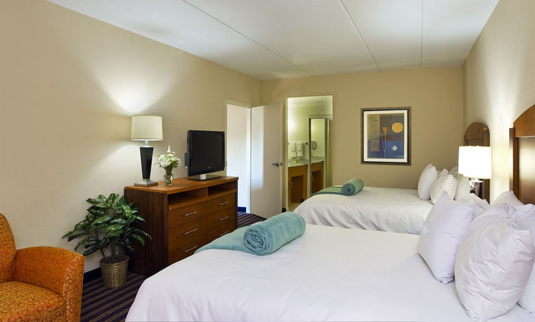 Imagen de los interiores del Hotel Homewood Suites By Hilton Virginia Beach/norfolk Airport. Foto 9