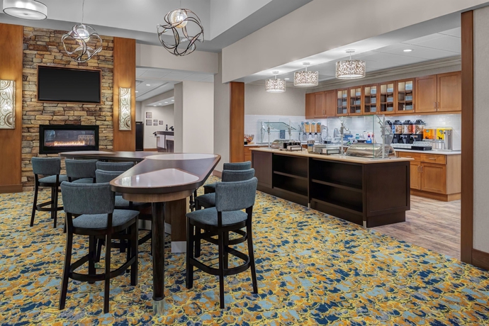 Imagen de los interiores del Hotel Homewood Suites By Hilton Wauwatosa Milwaukee. Foto 17