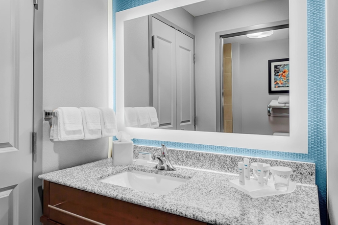 Imagen de la habitación del Hotel Homewood Suites By Hilton Wauwatosa Milwaukee. Foto 13