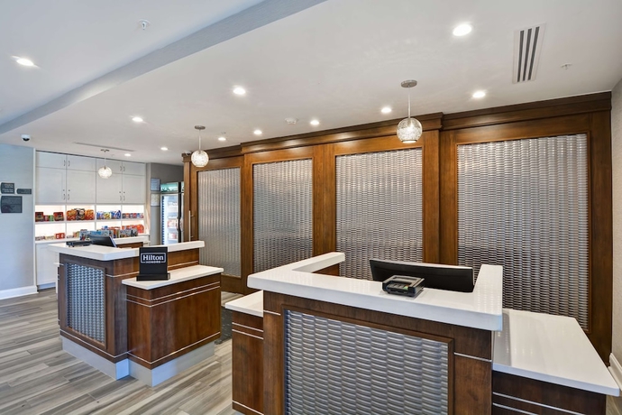 Imagen de los interiores del Hotel Homewood Suites By Hilton West Bank Gretna. Foto 17