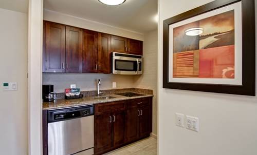 Imagen de la habitación del Hotel Homewood Suites By Hilton Woodbridge. Foto 5