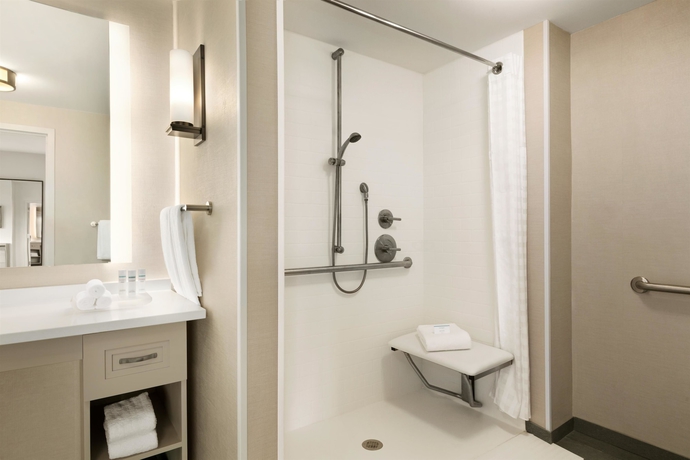 Imagen de la habitación del Hotel Homewood Suites By Hilton Worcester. Foto 3