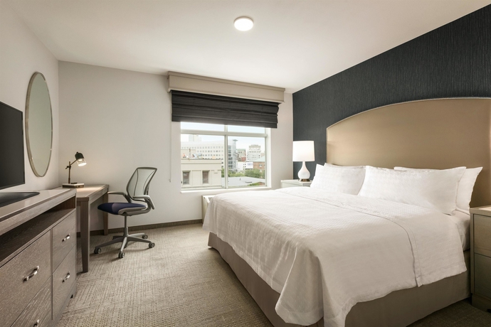 Imagen de la habitación del Hotel Homewood Suites By Hilton Worcester. Foto 8