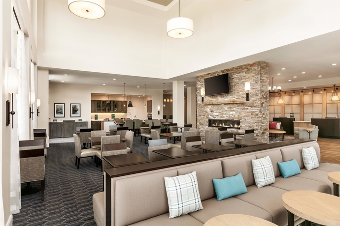 Imagen del bar/restaurante del Hotel Homewood Suites By Hilton Worcester. Foto 2