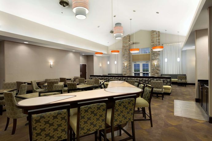 Imagen de los interiores del Hotel Homewood Suites By Hilton York. Foto 18