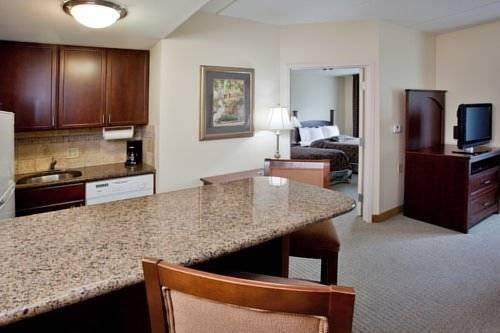 Imagen de la habitación del Hotel Homewood Suites By Hilton Yorktown Newport News. Foto 7