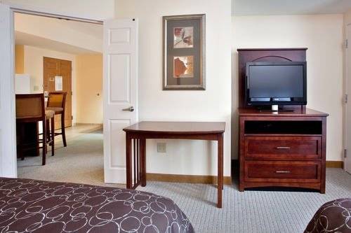 Imagen de la habitación del Hotel Homewood Suites By Hilton Yorktown Newport News. Foto 14