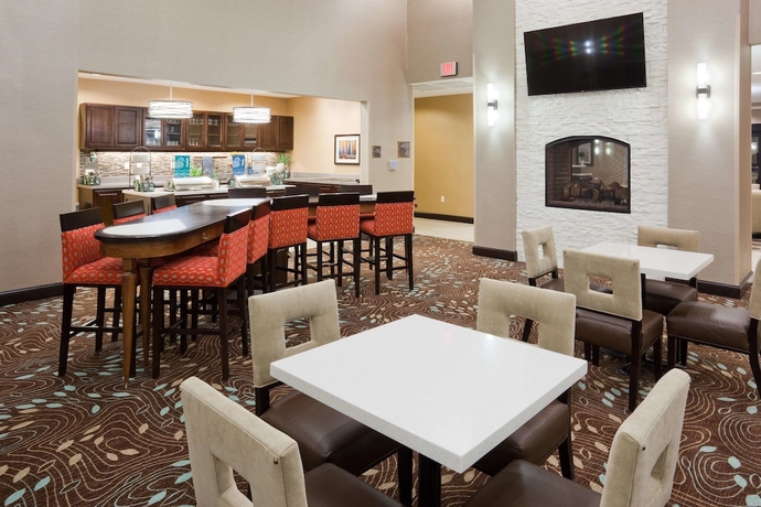 Imagen de la habitación del Hotel Homewood Suites Davenport. Foto 16