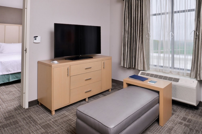 Imagen de la habitación del Hotel Homewood Suites Des Moines Airport. Foto 2