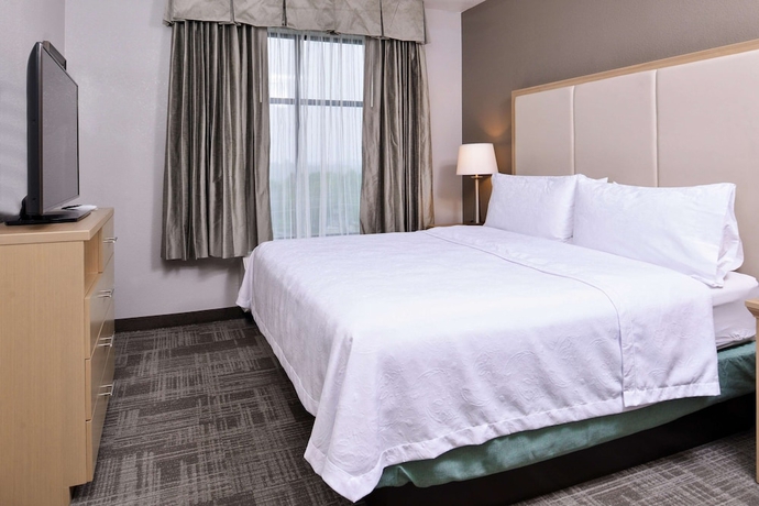 Imagen de la habitación del Hotel Homewood Suites Des Moines Airport. Foto 9