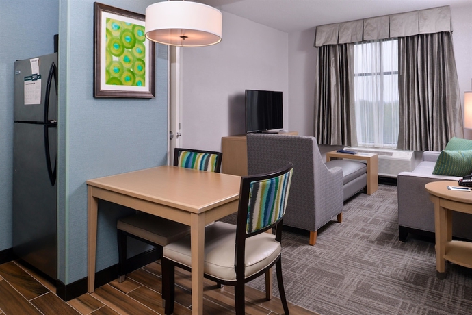 Imagen de la habitación del Hotel Homewood Suites Des Moines Airport. Foto 13