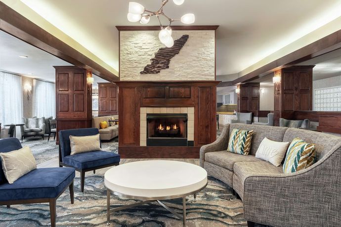 Imagen de los interiores del Hotel Homewood Suites Erie. Foto 15