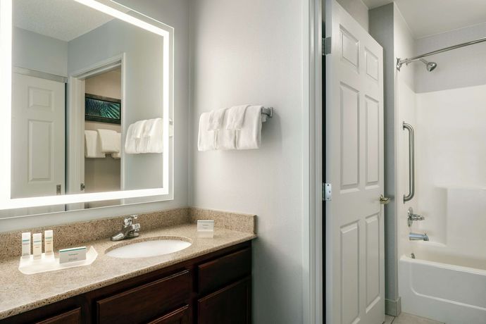 Imagen de la habitación del Hotel Homewood Suites Erie. Foto 5