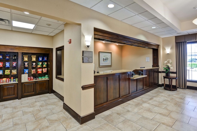 Imagen de los interiores del Hotel Homewood Suites Houston West Energy Corridor. Foto 19
