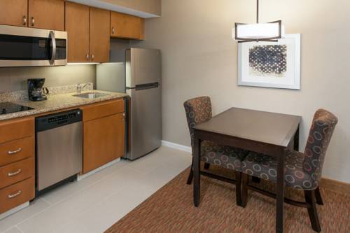 Imagen de la habitación del Hotel Homewood Suites Lafayette. Foto 8