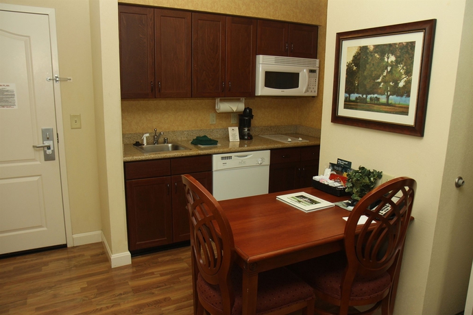 Imagen de la habitación del Hotel Homewood Suites Lexington-hamburg. Foto 3