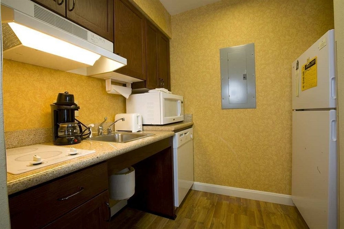 Imagen de la habitación del Hotel Homewood Suites Lexington-hamburg. Foto 6