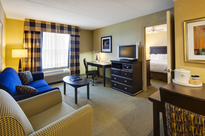 Imagen de los interiores del Hotel Homewood Suites London Ontario. Foto 9