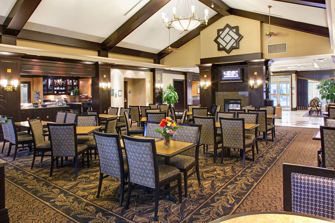 Imagen del bar/restaurante del Hotel Homewood Suites London Ontario. Foto 1