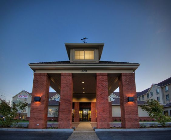 Imagen de la habitación del Hotel Homewood Suites Medford. Foto 9
